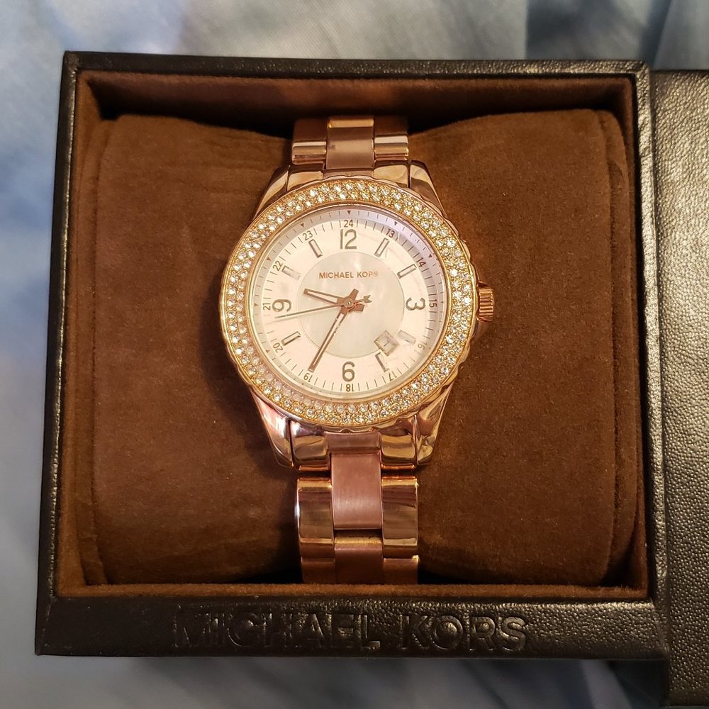 Michael Kors Woman's Watch in Rose Gold